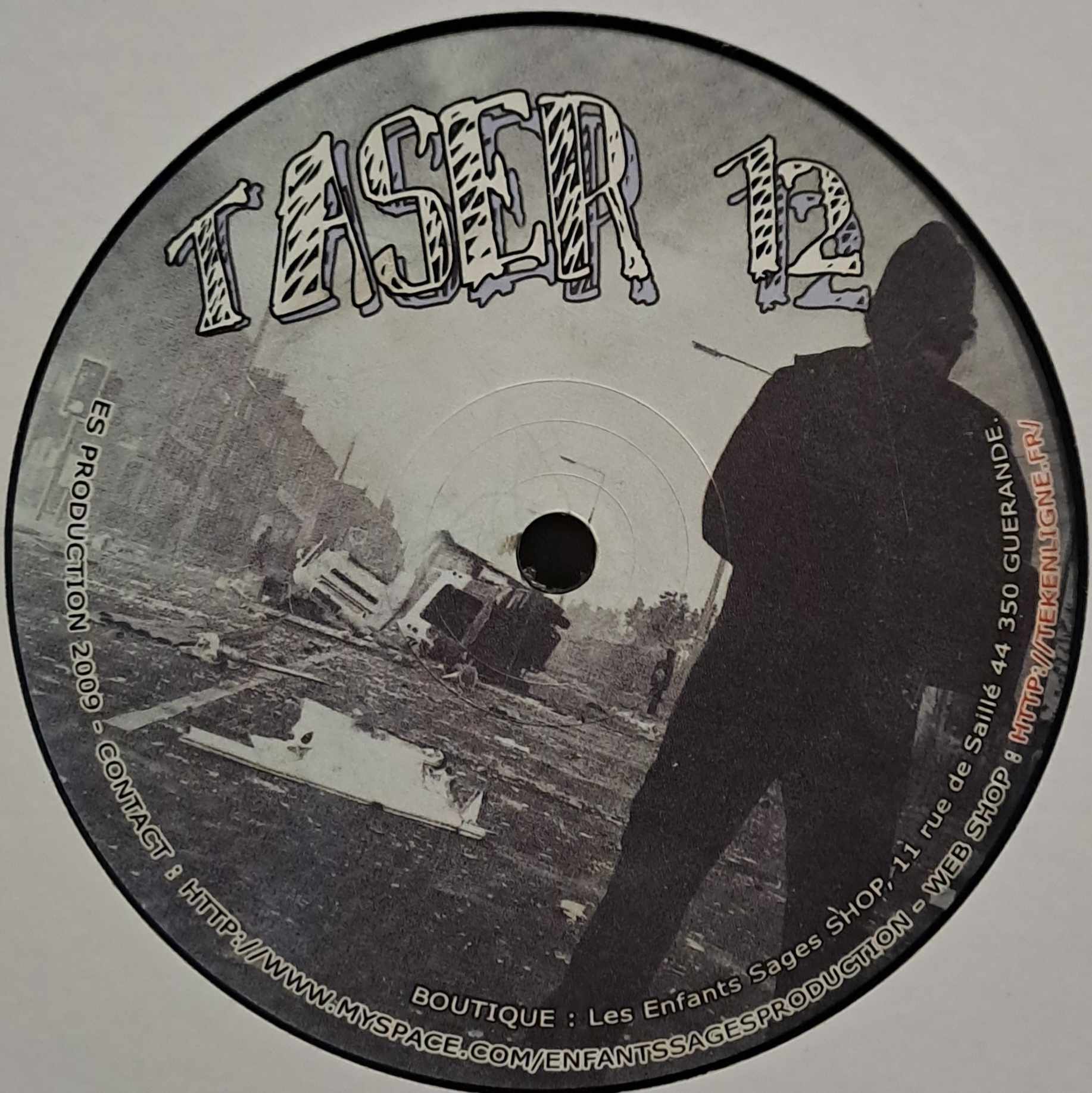 Taser 12 - vinyle freetekno